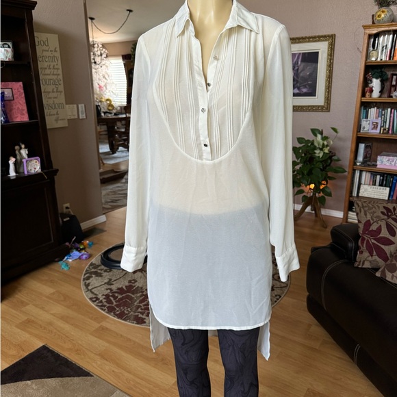 BCBGENERATION vintage white long sleeve Vneck blouse-size S - Picture 4 of 9